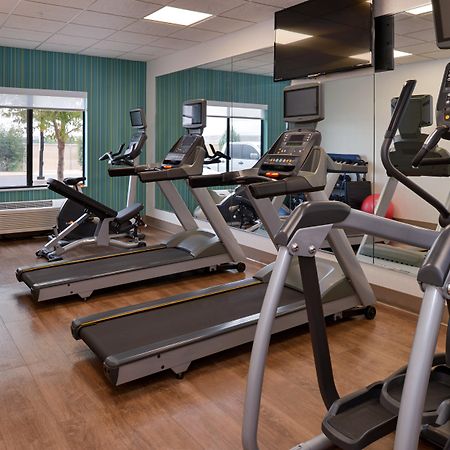 Holiday Inn Express & Suites Pueblo By Ihg Esterno foto