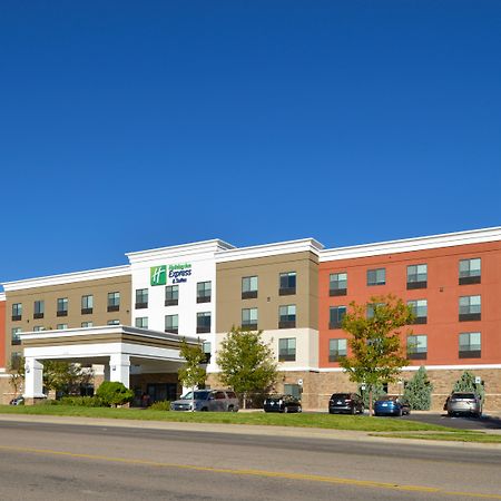 Holiday Inn Express & Suites Pueblo By Ihg Esterno foto