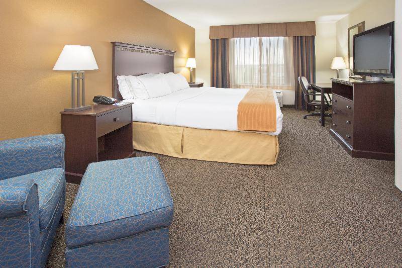 Holiday Inn Express & Suites Pueblo By Ihg Esterno foto